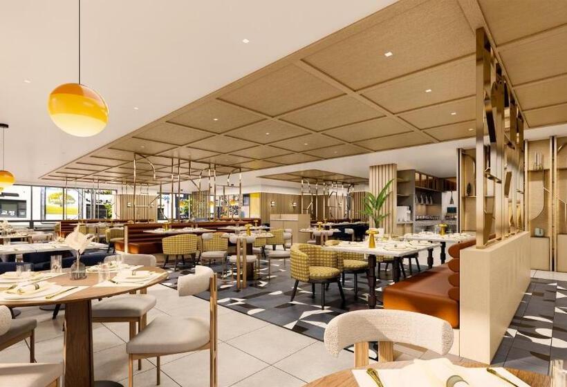 도시전망 디럭스룸 킹침대, Voco Seoul Myeongdong, An Ihg