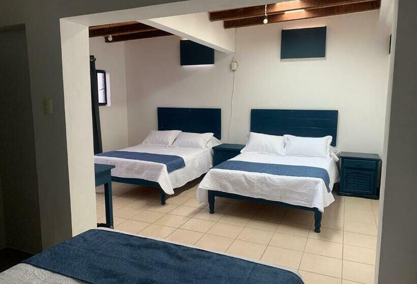 ファミリールーム, & Hostal Santuario