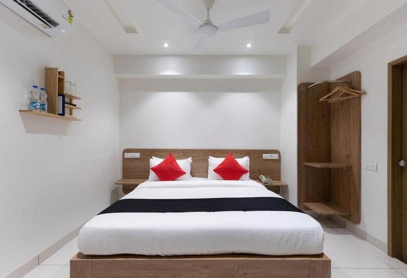 Номер Superior, Sapphero Akshar Inn  Jamnagar