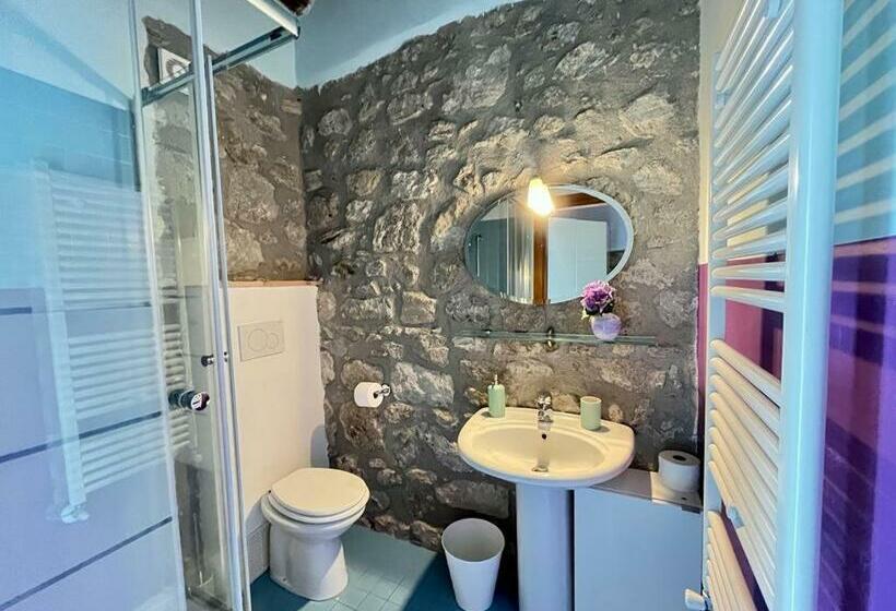 Family Suite, Collina Blu