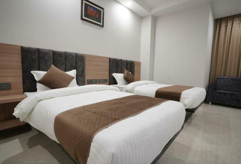 اتاق لوکس, Krishna Inn