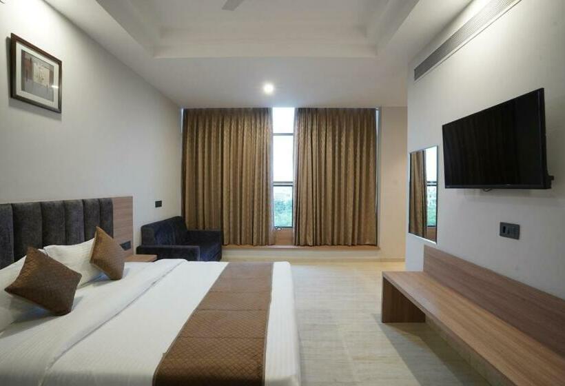 اتاق لوکس, Krishna Inn
