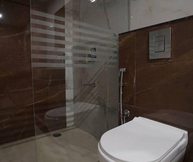 اتاق لوکس, Krishna Inn