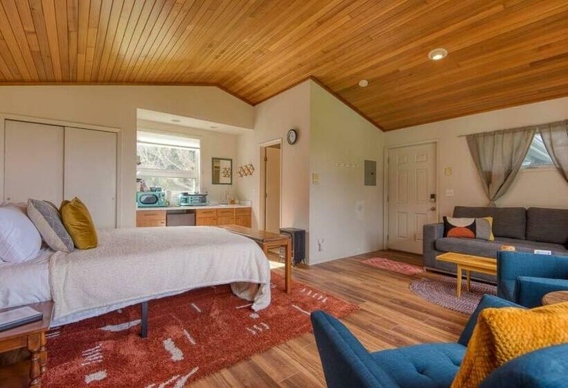Студия Стандарт, #stayinmydistrict Cape Arago Studio Suite