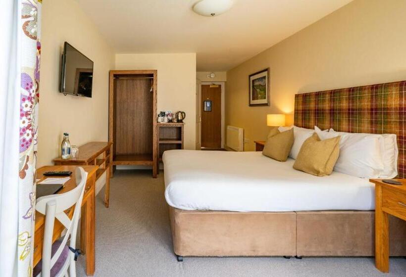 اتاق استاندارد در طبقه همکف, The White Hart, Wroughton
