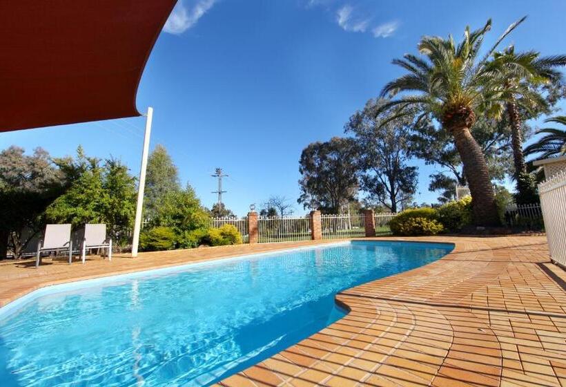 Семейный Номер, Abel Tasman Motor Inn
