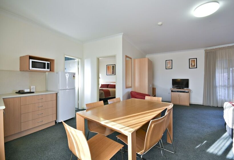 Семейный Номер, Abel Tasman Motor Inn
