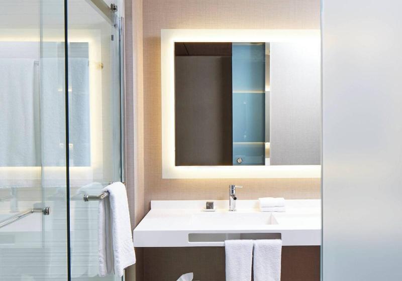 Номер Стандарт, Ac Hotel By Marriott Atlanta Buckhead At Phipps Plaza