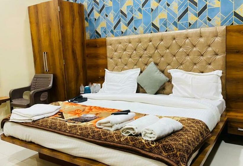 Номер Deluxe с Балконом, Annpurna Residency