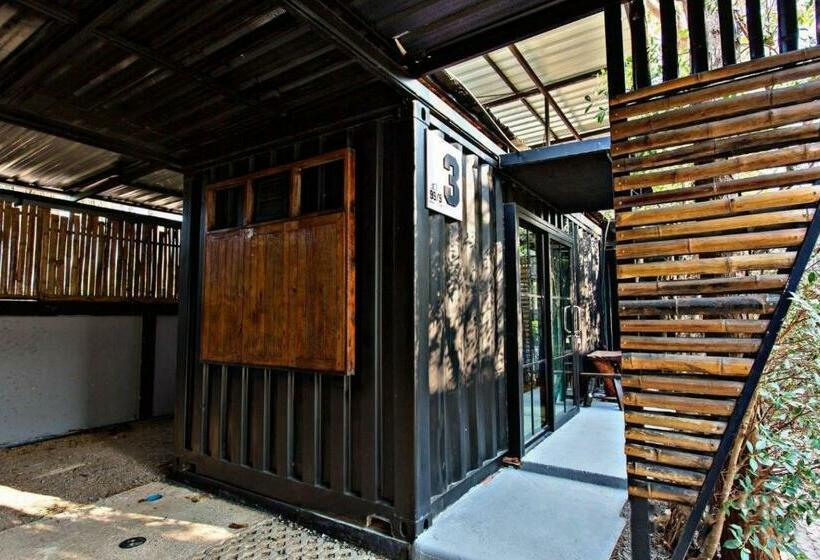 스탠다드 룸 킹사이즈 침대, 99/9 Box Resort