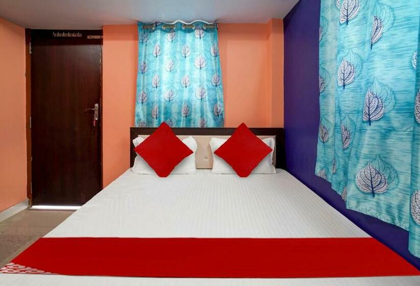 Трехместный Номер Классика, Oyo Flagship 81455 Hotel Rm