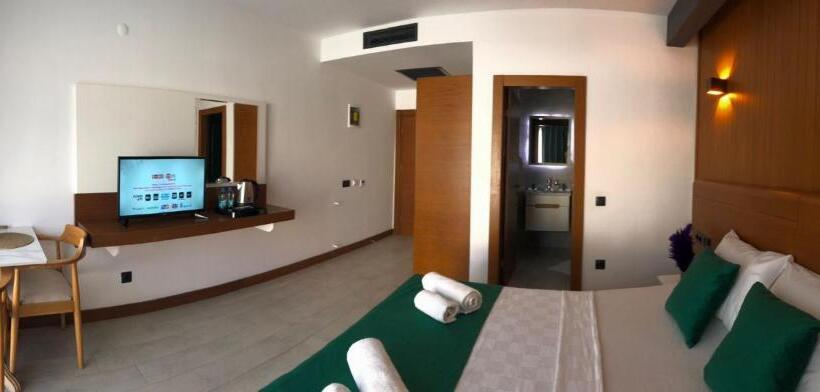 Номер Deluxe с Балконом, Seren Otel çeşme