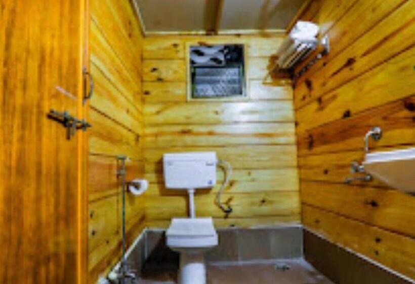 Люкс, Kaas Woods Resort, Satara