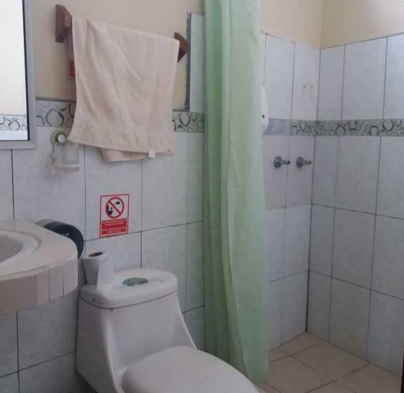 غرفة قياسية رباعية, Hostal Miconia