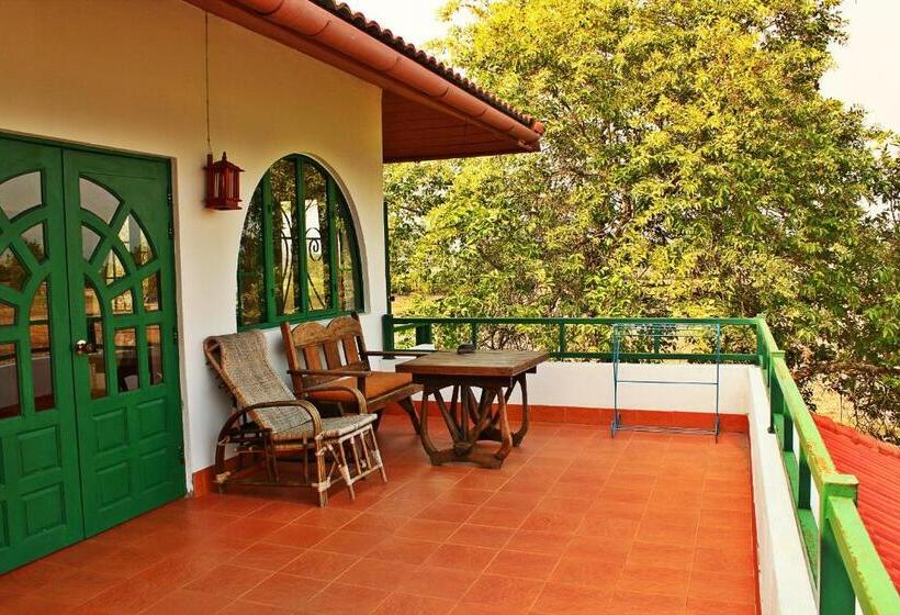 اتاق لوکس خانوادگی, Secret Garden Chiang Mai