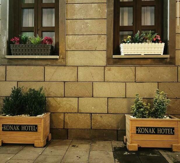 Семейный Номер, Konak Home