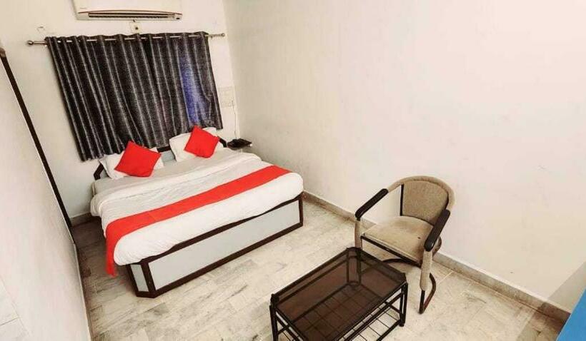 اتاق استاندارد, Oyo Flagship Hotel Capital