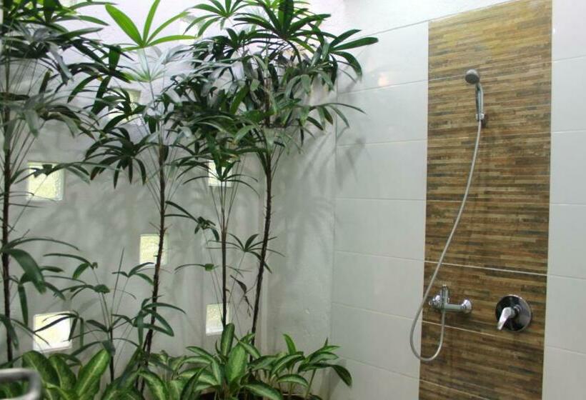 디럭스 방갈로, Suak Sumatera Resort