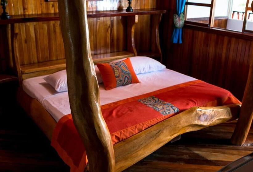 Люкс, La Isla Inn
