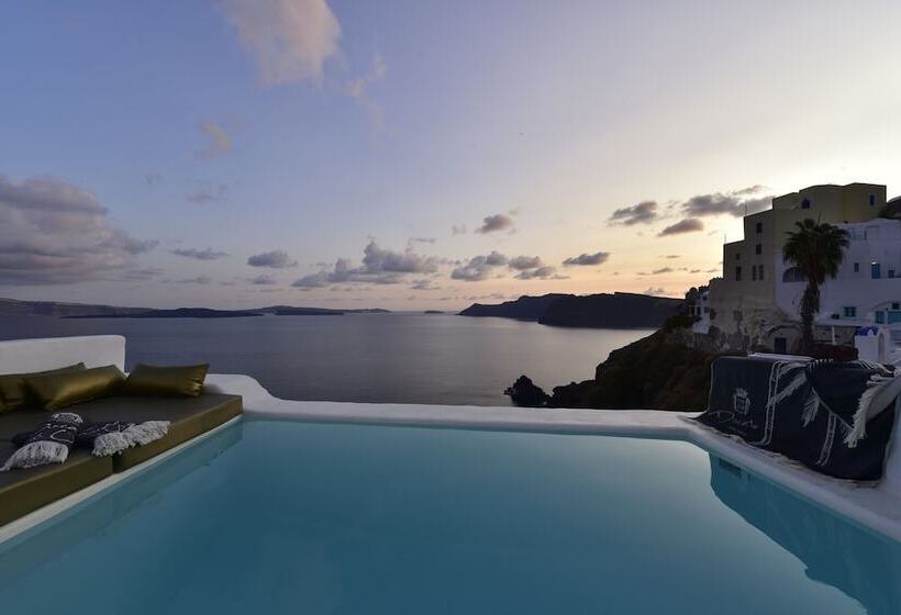 سوئیت با چشم‌انداز, Ducato Di Oia   Adults Only