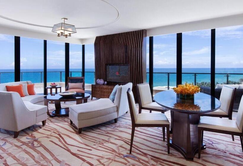 Люкс, Marriott Resort Xiangshui Bay