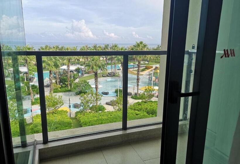 Номер Стандарт Вид на Море, Marriott Resort Xiangshui Bay