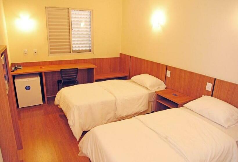 스탠다드 싱글 룸, Bernal Hotel Econômico