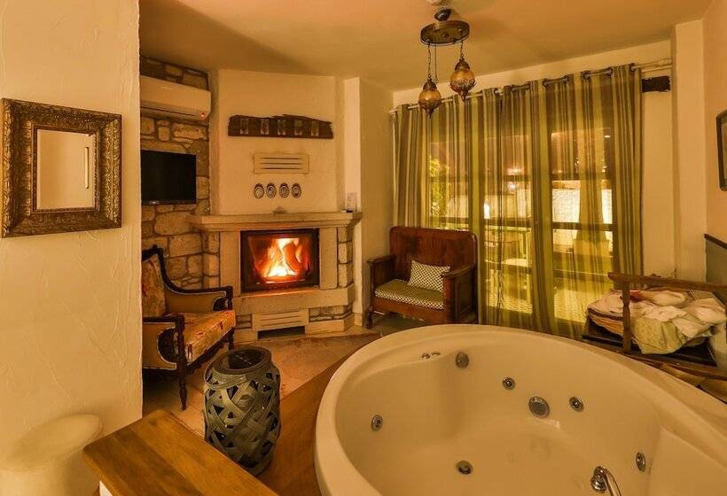 Люкс Повышенной Комфортности, Palas Alaçatı   Adult Only