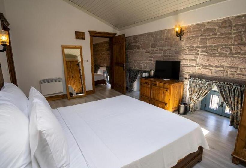 Люкс Повышенной Комфортности, Villa Pietra Butik Otel