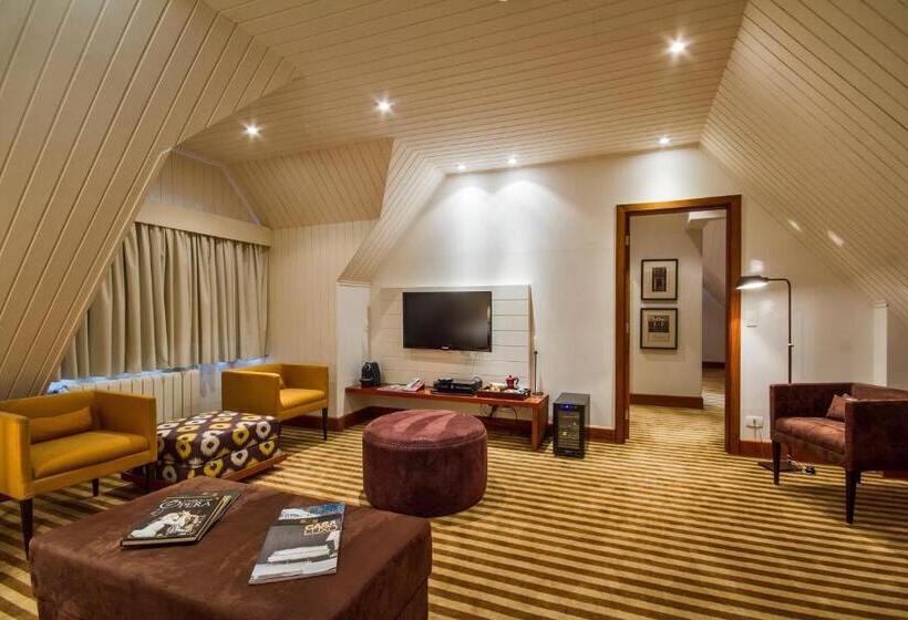 اتاق لوکس, L.a.h. Hostellerie