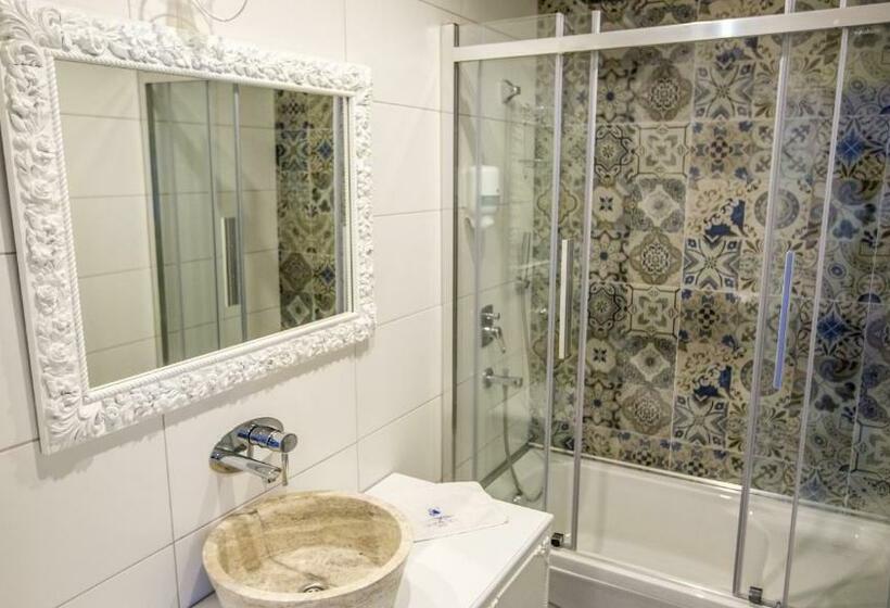 Номер Стандарт, Limnades Hotel İznik