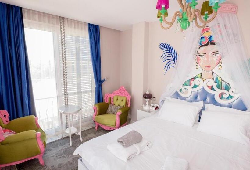 Полулюкс Вид на Озеро, Limnades Hotel İznik