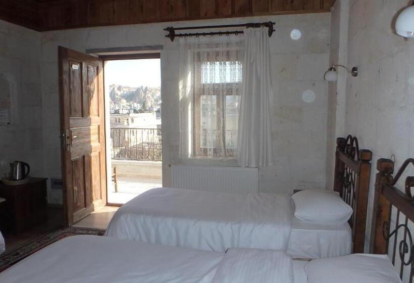 اتاق لوکس سه تخته, Kemal's Guest House