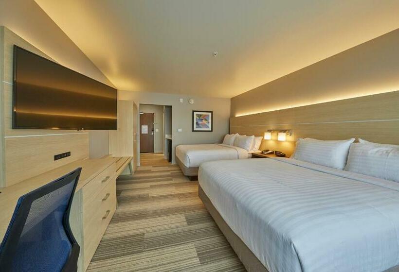 Номер Стандарт, Holiday Inn Express & Suites   Hermiston Downtown, An Ihg