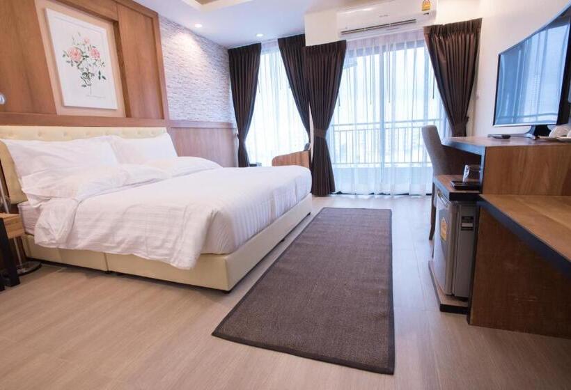 اتاق لوکس با بالکن, Triple B Boutique Residence