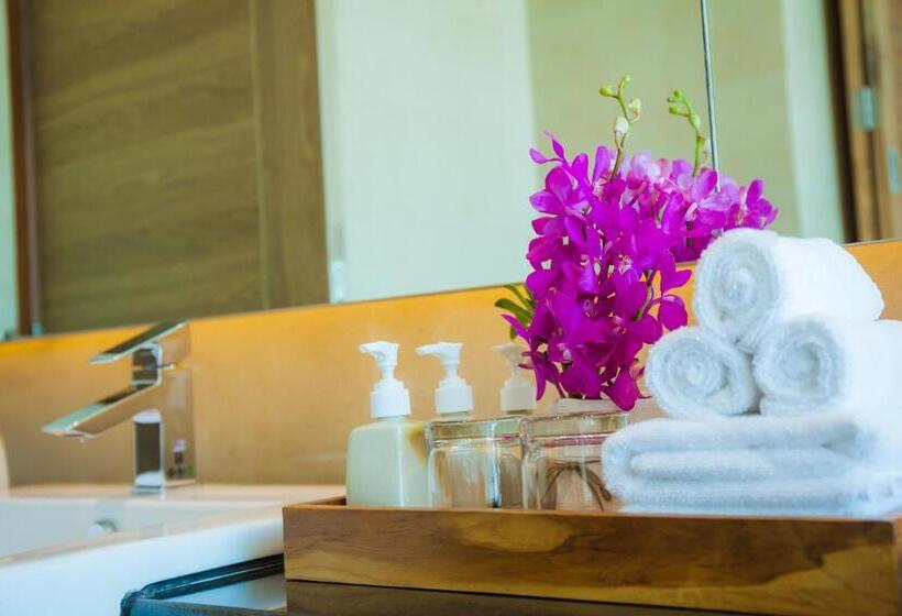 Люкс с Видом, Grand Vista Hotel Chiangrai Sha Extra Plus