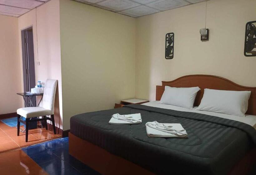 디럭스 룸, Patong Rose Guest House 50m To Beach