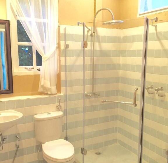سوئیت با بالکن, Nai Suan Bed And Breakfast