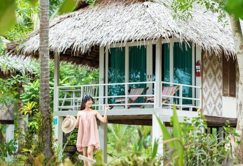스탠다드 방갈로, Pawapi Beach Resort Koh Mook