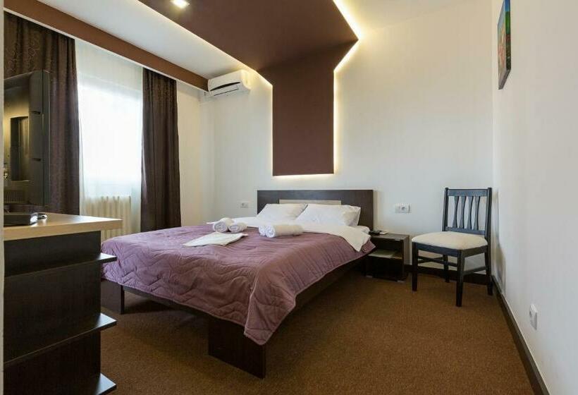 Superior-Zimmer, Oplenac