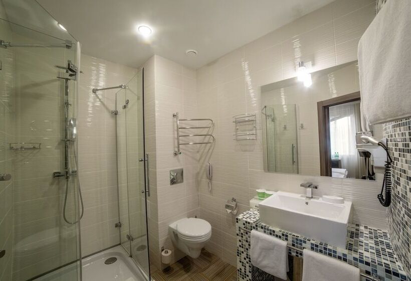 استودیوی سوپریور, Kamarooms Business Hotel & Spa