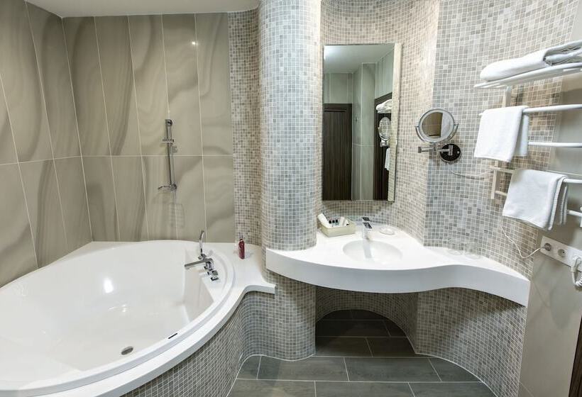 이그제큐티브 스위트, Kamarooms Business Hotel & Spa