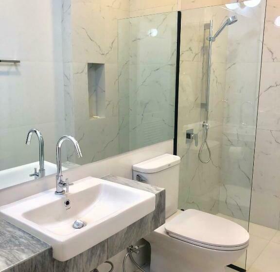 Номер Deluxe Кровать Кинг, La Riva Boutique