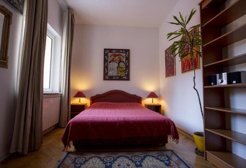 اتاق استاندارد, Sun Hostel
