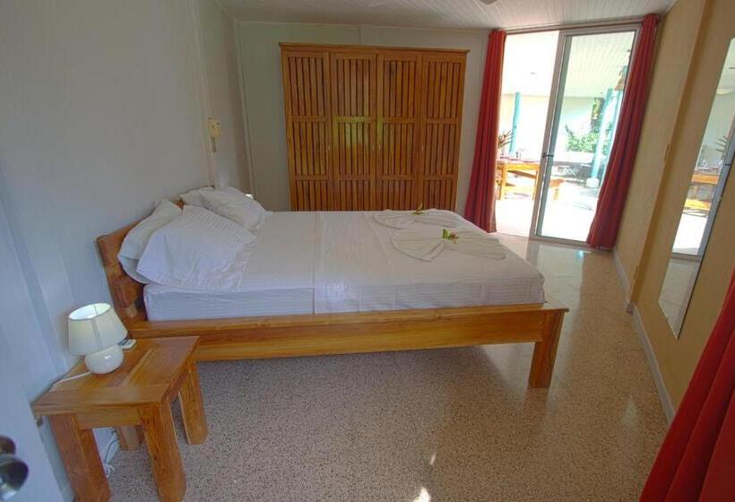 ビラホテル１ベッドルーム, Samara Pacific Lodge