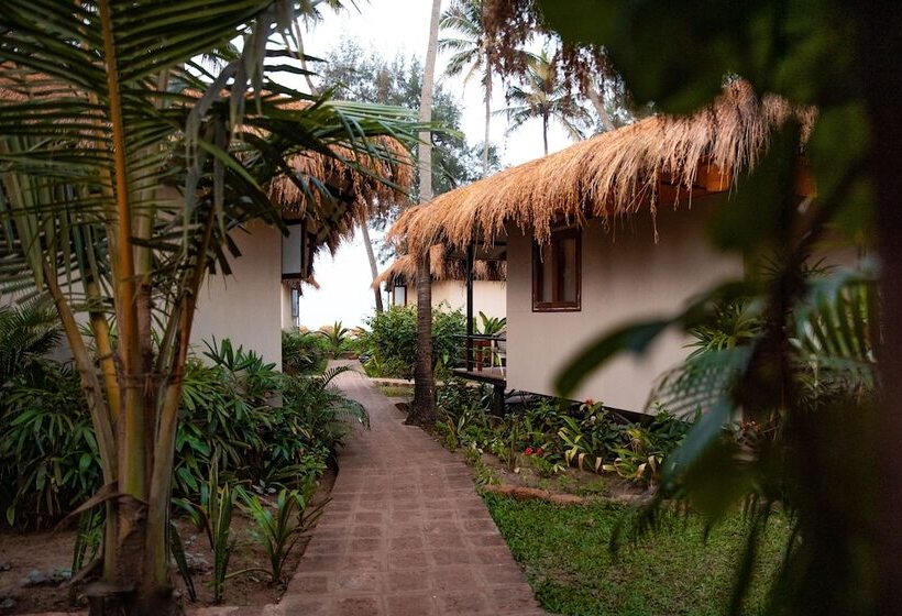 小室, Anahata Retreat Sea Front Resort