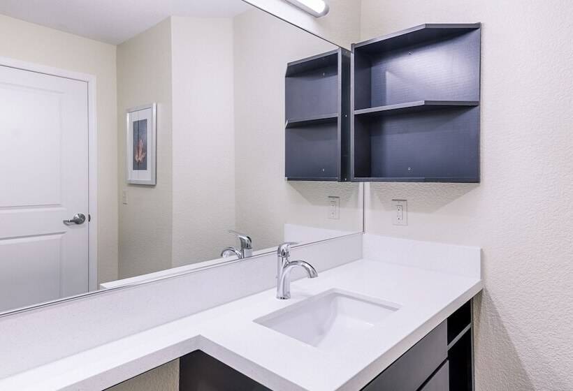 Люкс Адаптированный для Инвалидов, Candlewood Suites Lakeville I 35, An Ihg