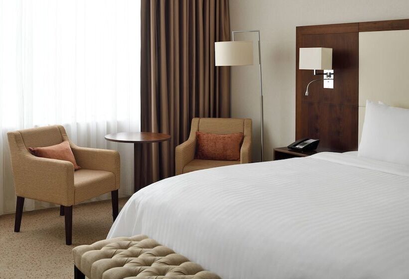 Номер Superior, Courtyard By Marriott Riyadh Olaya