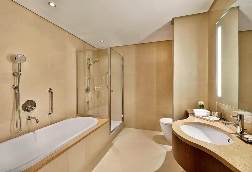 Полулюкс, Courtyard By Marriott Riyadh Olaya