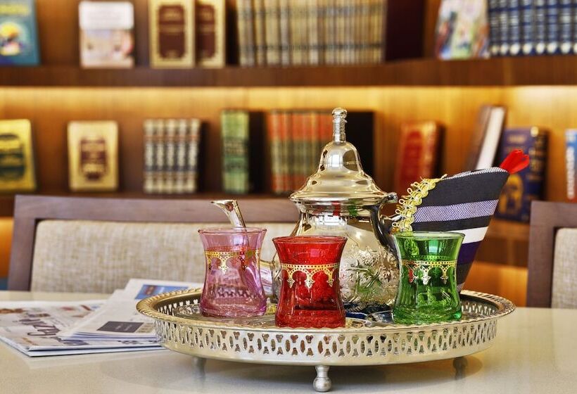 Полулюкс, Courtyard By Marriott Riyadh Olaya